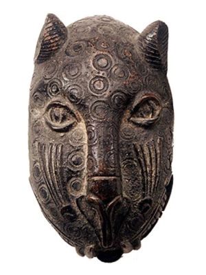  The Benin Leopard Head: A Vivid Depiction Of Majesty And Unbridled Spirit!